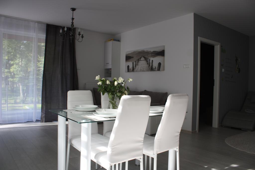 U-Stay Bond Apartament Kolobrzeg Bagian luar foto